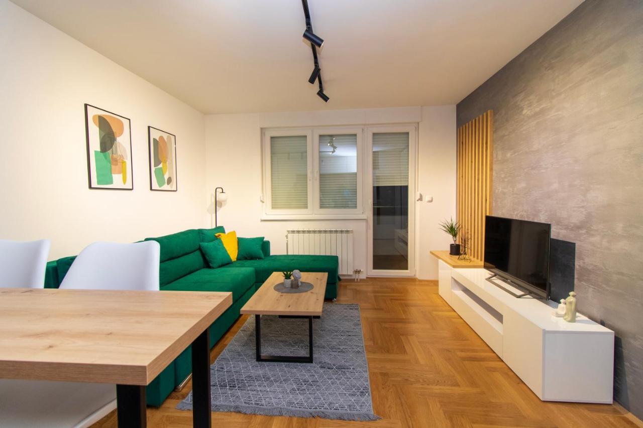 M&A Apartment-Easy Airport Lukavica Ngoại thất bức ảnh