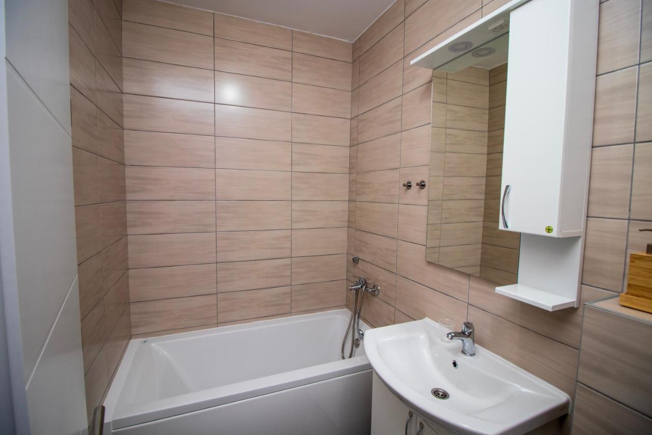 M&A Apartment-Easy Airport Lukavica Ngoại thất bức ảnh