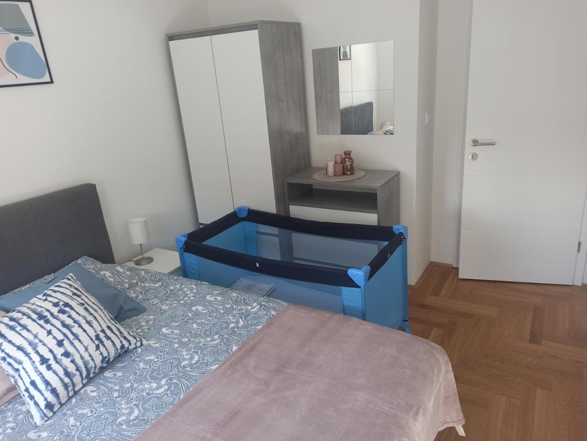 M&A Apartment-Easy Airport Lukavica Ngoại thất bức ảnh