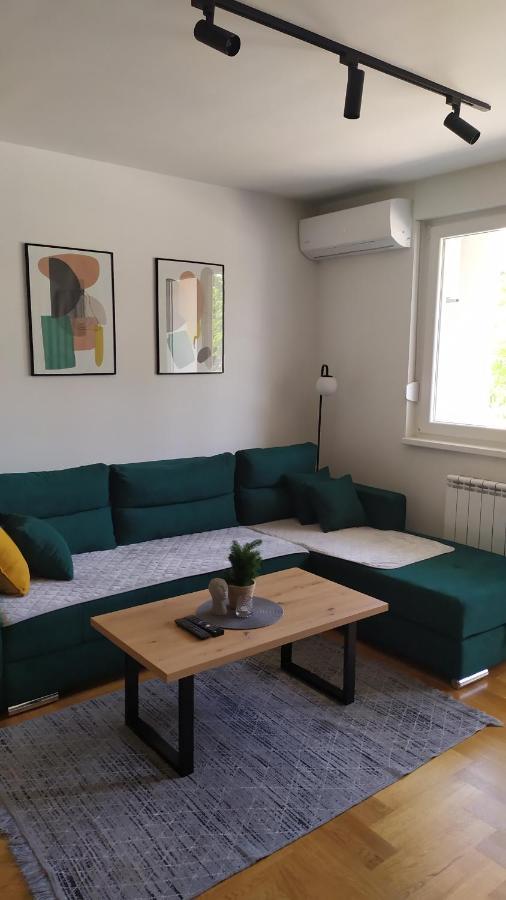 M&A Apartment-Easy Airport Lukavica Ngoại thất bức ảnh